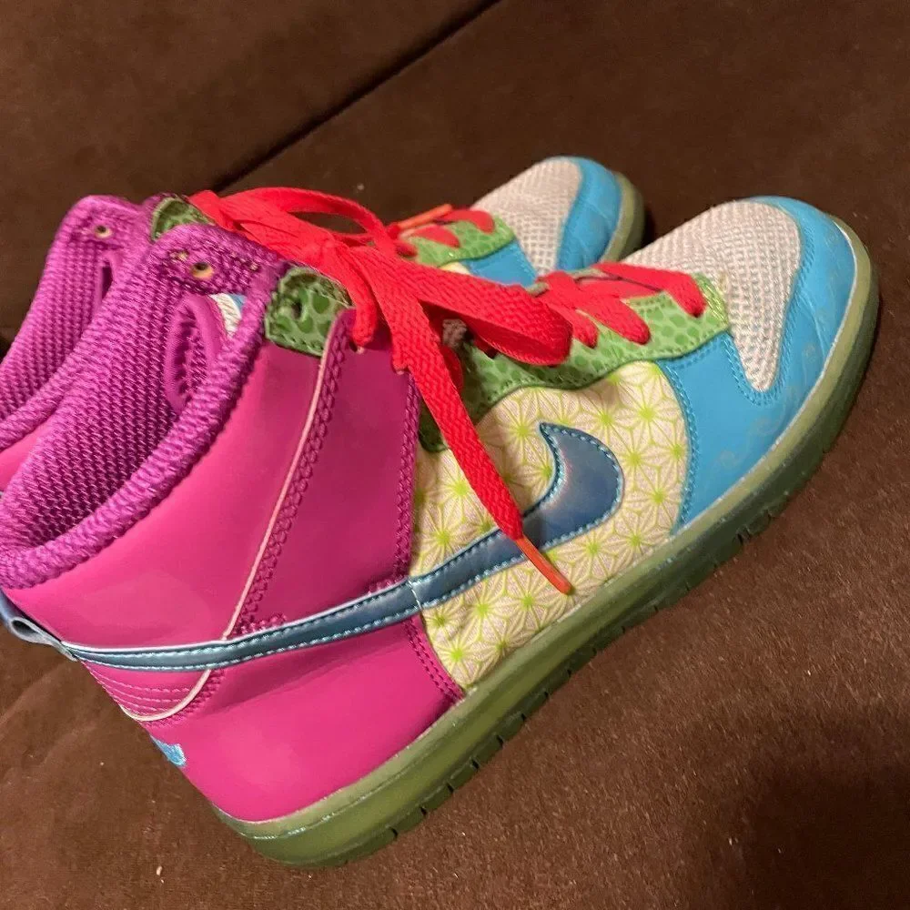 Nike Dunk High Skinny DB Doernbecher Women's Size 7.5 US 38.5 EUR 2011 Warang